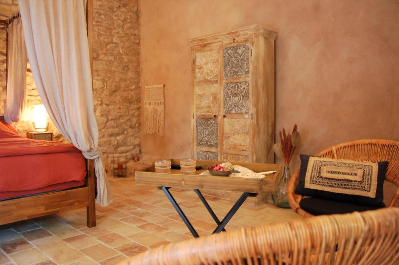 La Bucolique, Chambres Et Jardin D'Hotes Sabran Zewnętrze zdjęcie