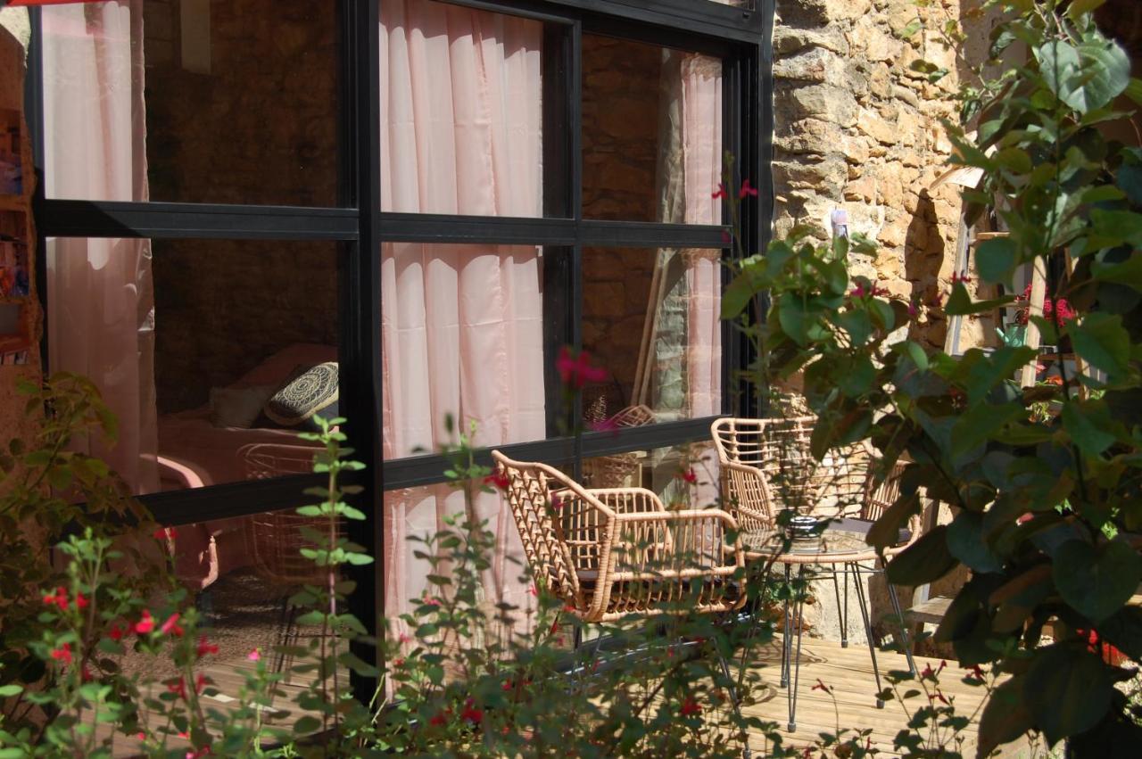 La Bucolique, Chambres Et Jardin D'Hotes Sabran Zewnętrze zdjęcie