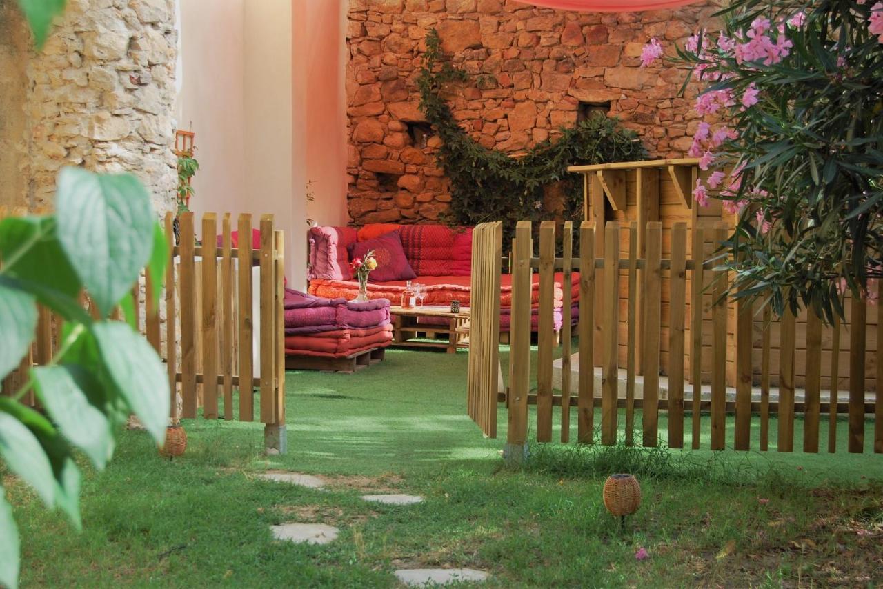 La Bucolique, Chambres Et Jardin D'Hotes Sabran Zewnętrze zdjęcie