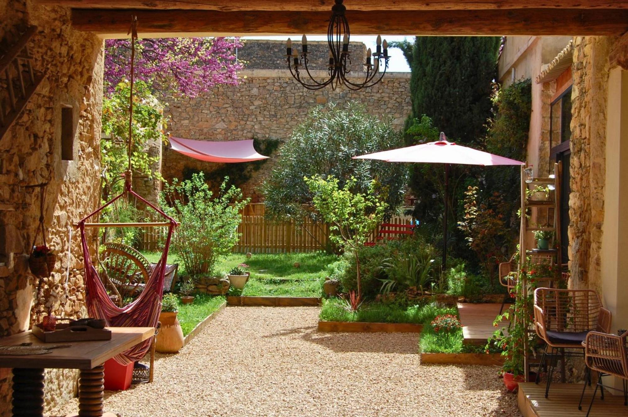 La Bucolique, Chambres Et Jardin D'Hotes Sabran Zewnętrze zdjęcie